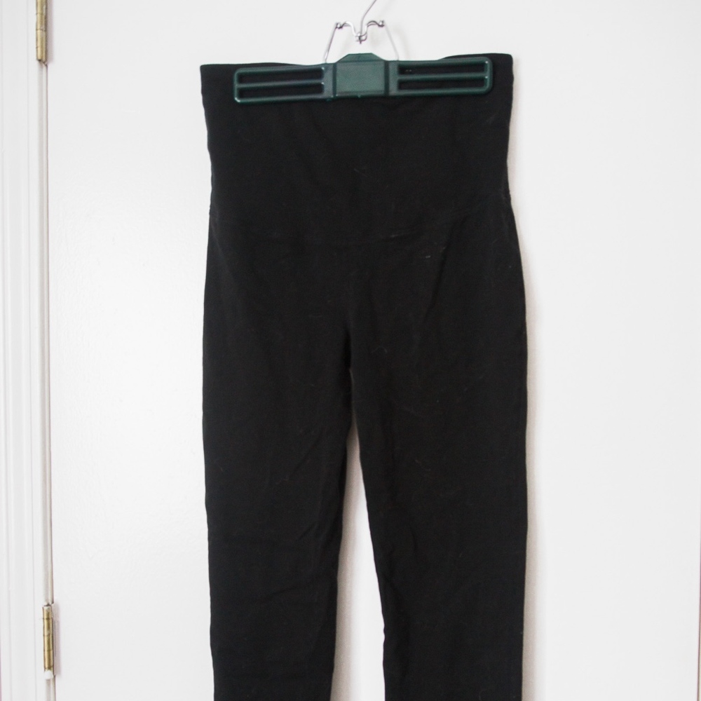 GapFit maternity workout leggings full panel